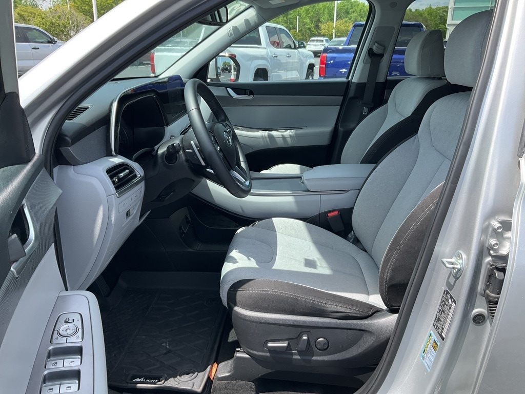 Used 2022 Hyundai Palisade SEL with VIN KM8R3DHE0NU379468 for sale in Greer, SC