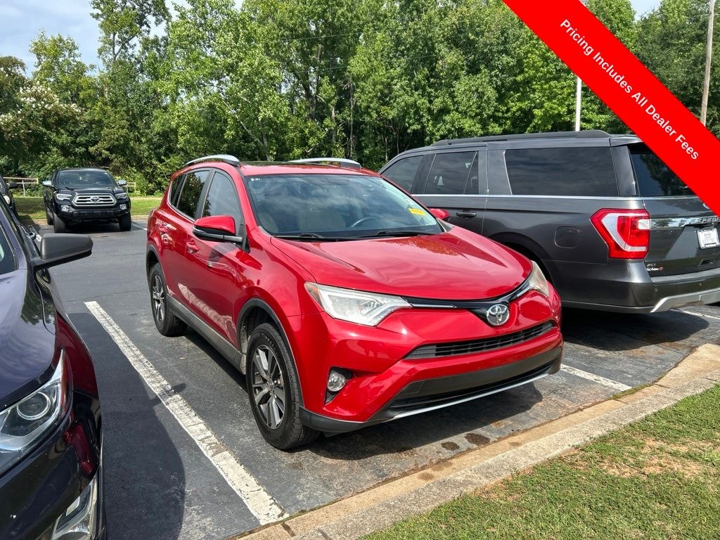 Used 2016 Toyota RAV4 XLE SUV
