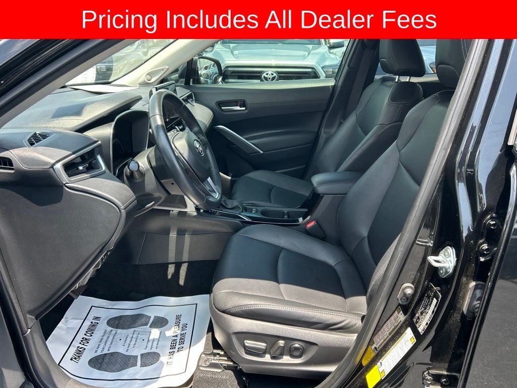 Used 2024 Toyota Corolla Cross XLE SUV