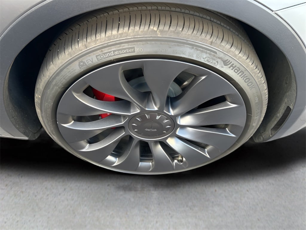 Used 2025 Tesla Model Y Performance with VIN 7SAYGDEF5SA367337 for sale in Kansas City