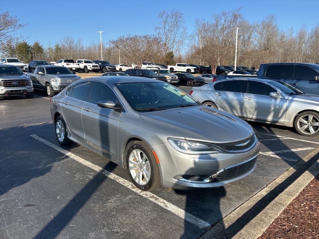 2017 Chrysler 200 Limited