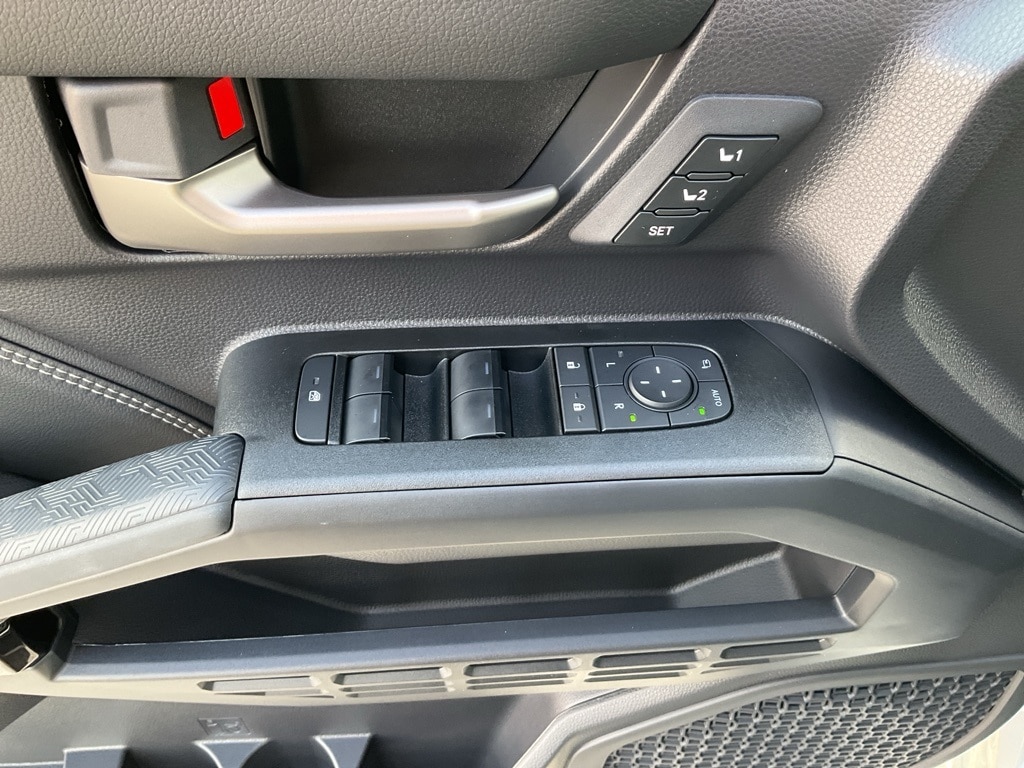 Used 2025 Toyota 4Runner i-FORCE MAX Platinum SUV