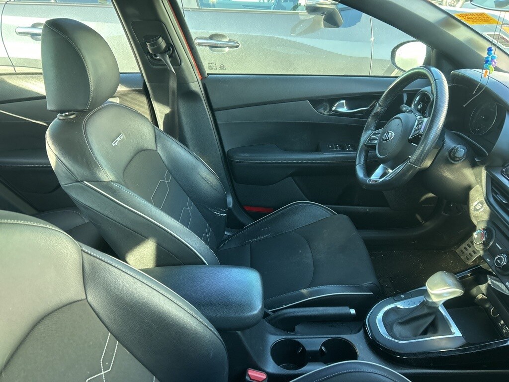 2021 Kia Forte GT-Line photo 4