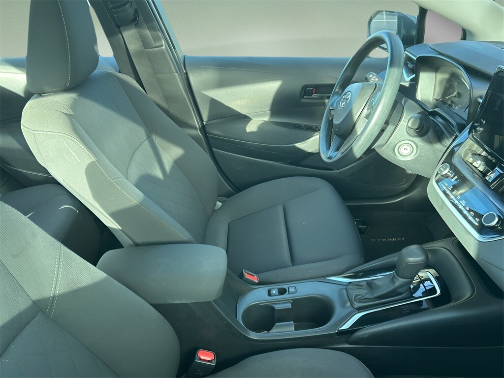 2024 Toyota Corolla LE photo 3