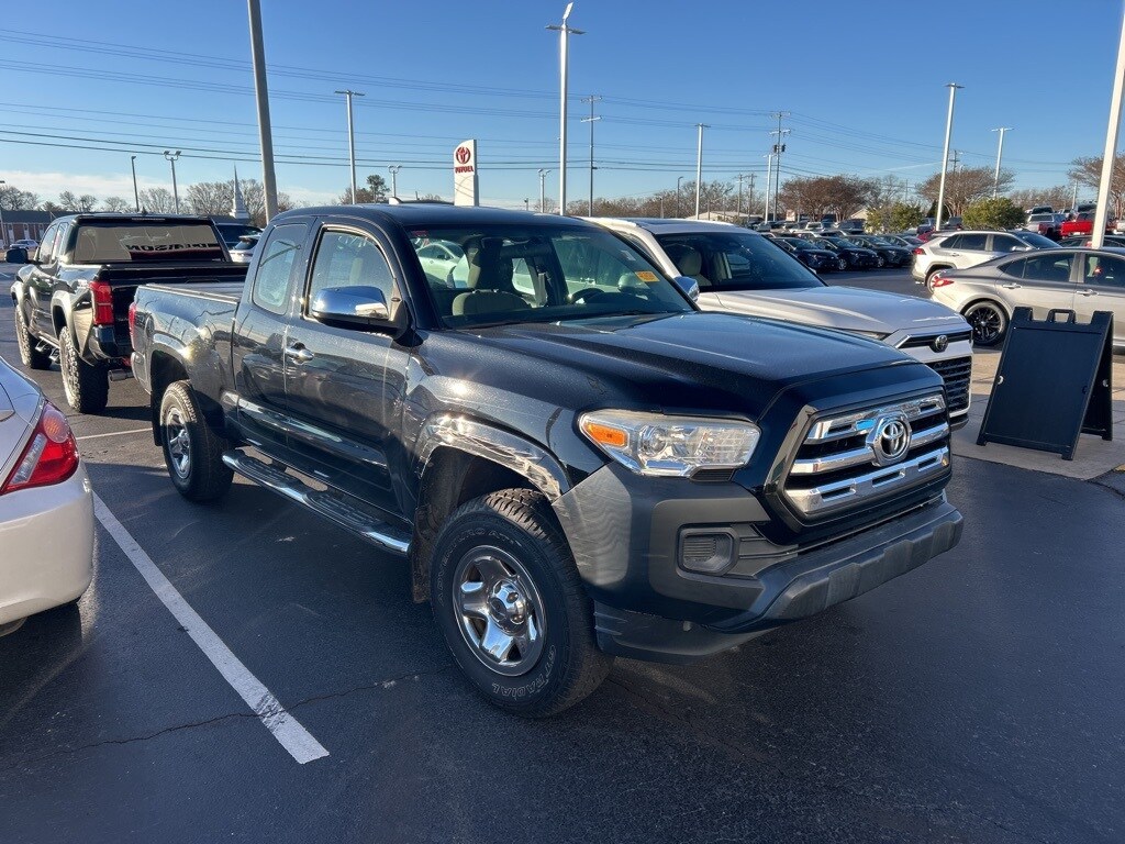 Used 2016 Toyota Tacoma Truck