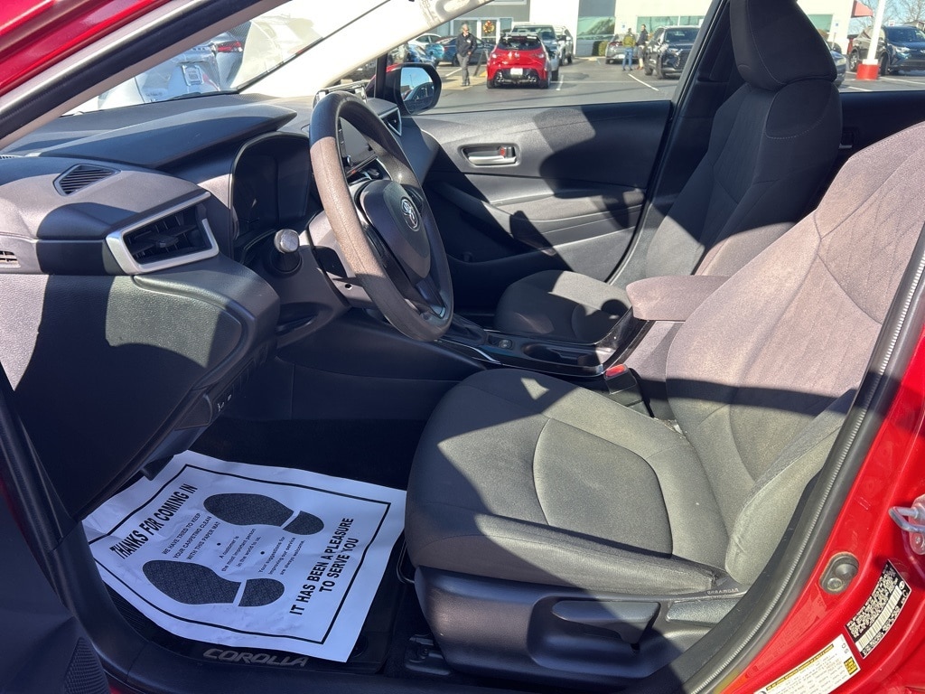 Used 2020 Toyota Corolla LE Sedan