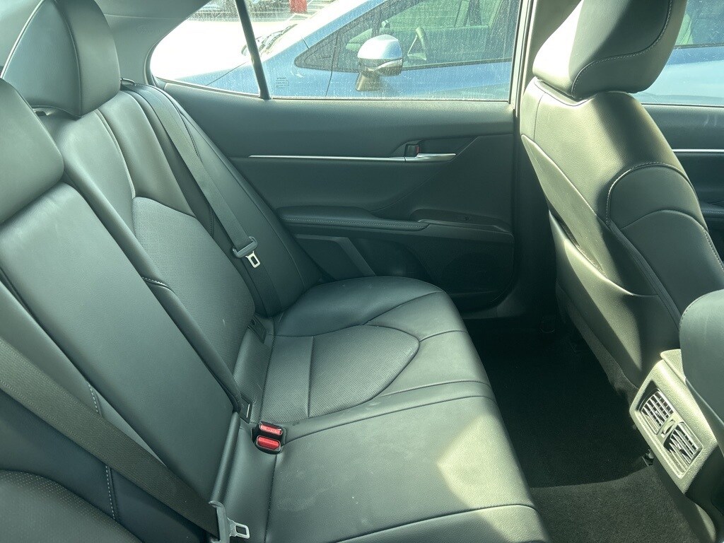 2023 Toyota Camry XSE photo 4
