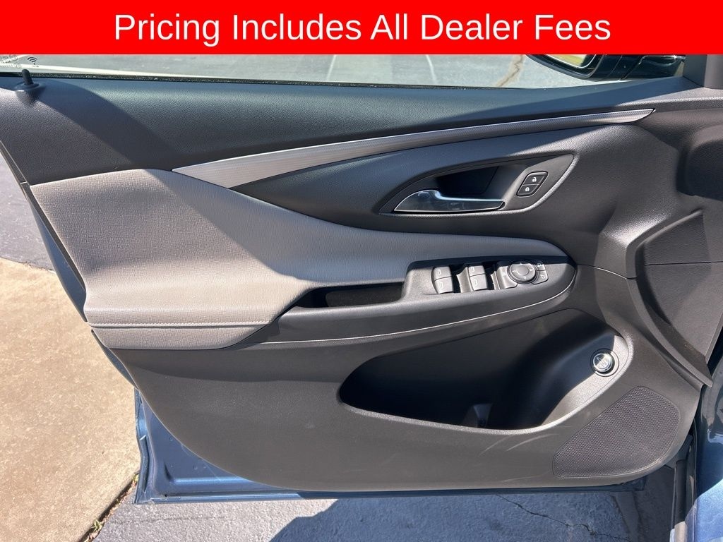 Used 2024 Buick Envista Avenir SUV