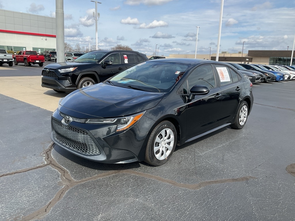 Used 2020 Toyota Corolla LE Sedan
