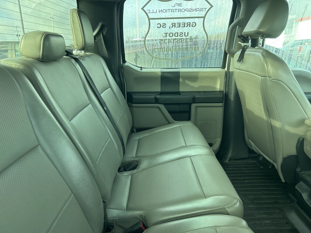 2022 Ford F-350 XL photo 4