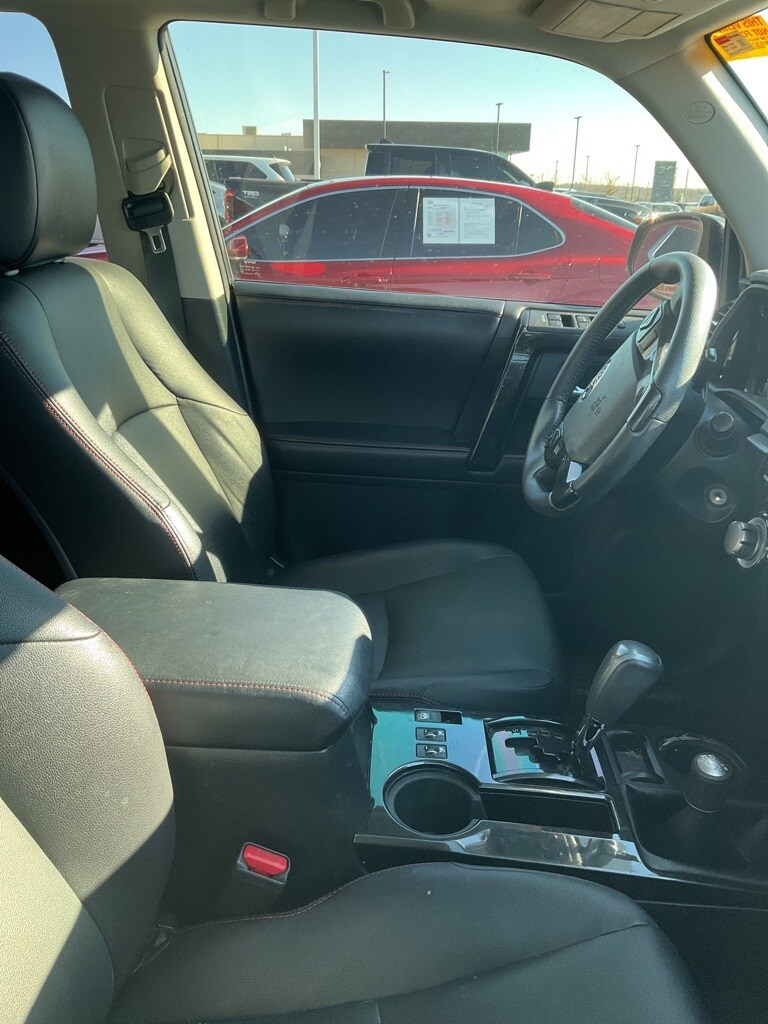 2014 Toyota 4Runner Trail Premium photo 3