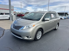 2017 Toyota Sienna L 7 Passenger Minivan/Van