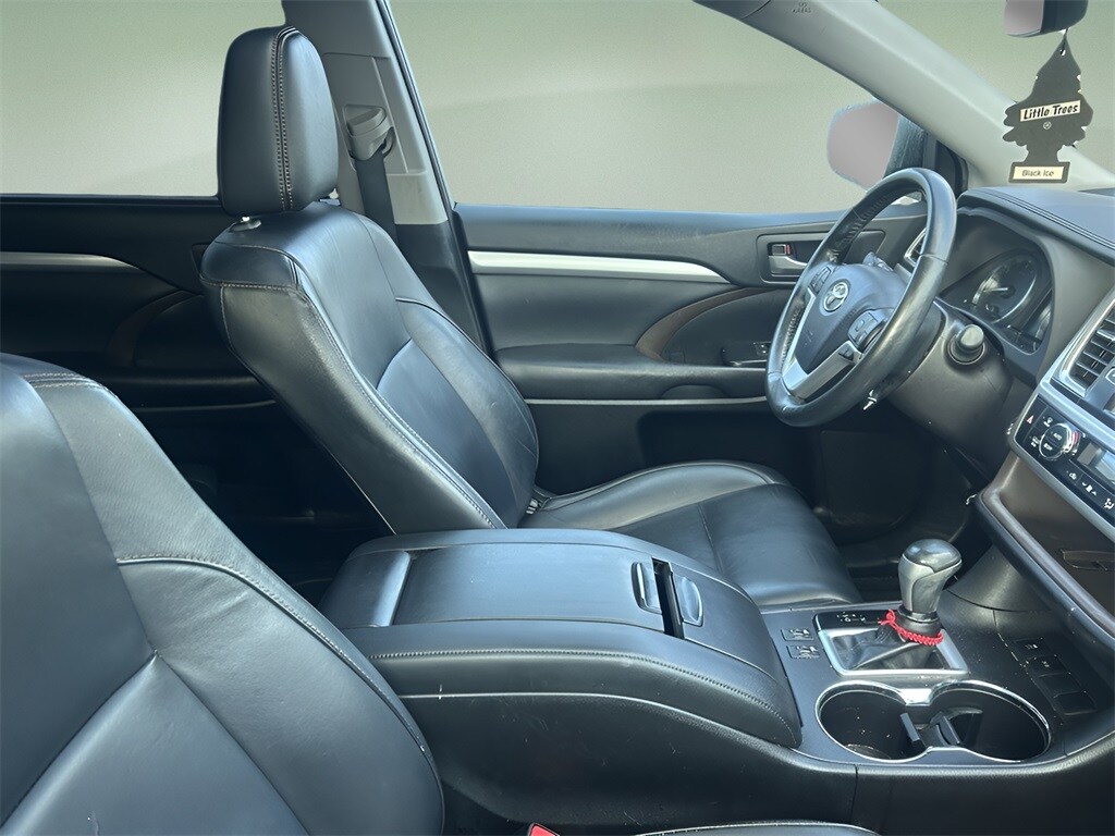 2019 Toyota Highlander XLE photo 4