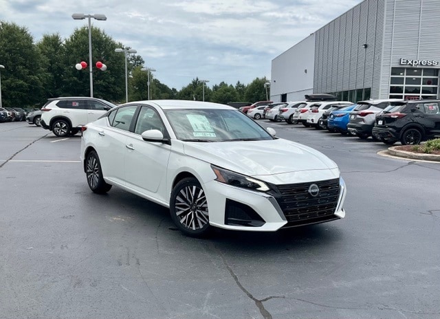 2023 Nissan Altima SV