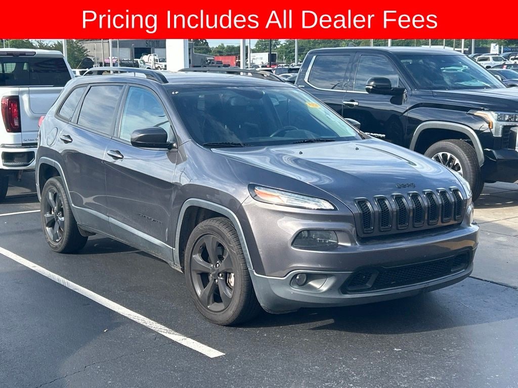 Used 2018 Jeep Cherokee Latitude FWD SUV