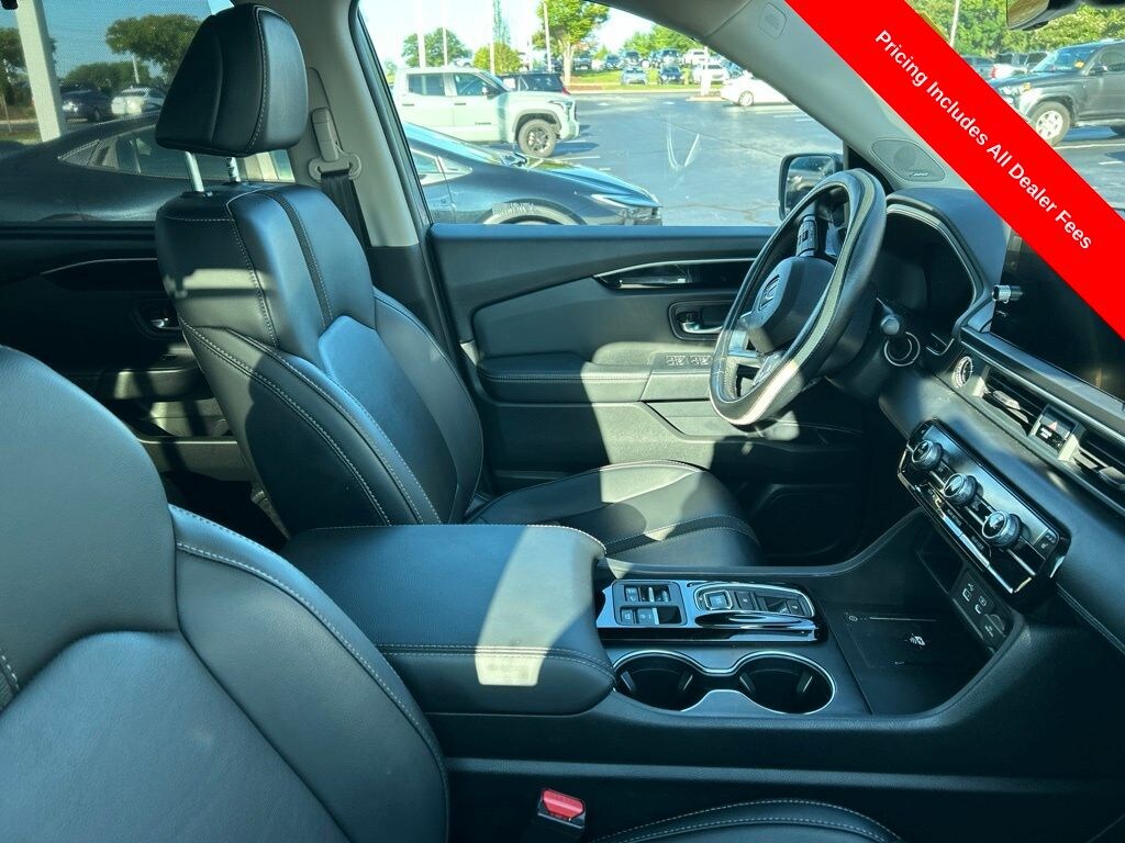 Used 2024 Honda Pilot Touring SUV