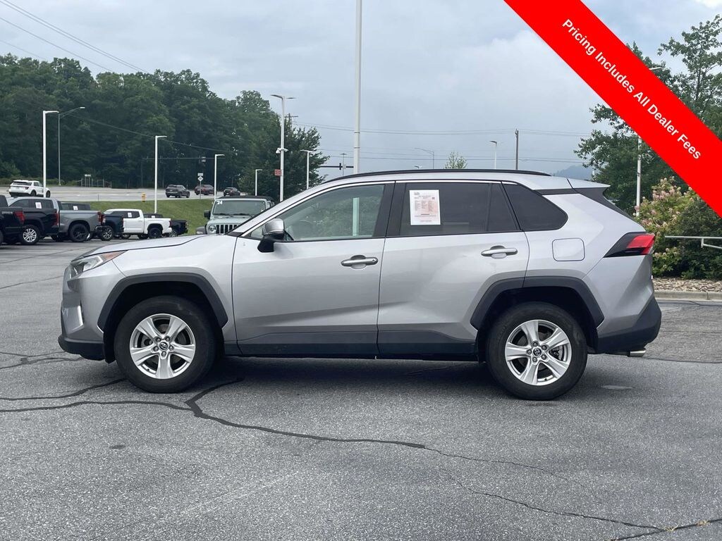 Used 2020 Toyota RAV4 XLE SUV