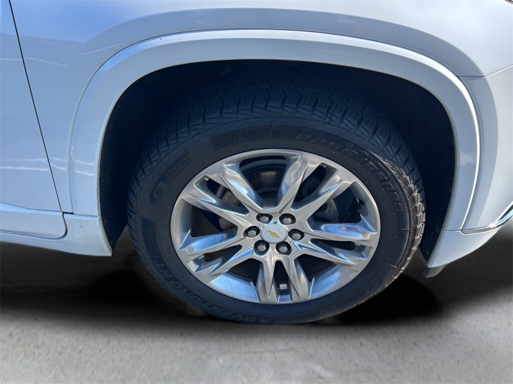 2018 Chevrolet Traverse High Country photo 2