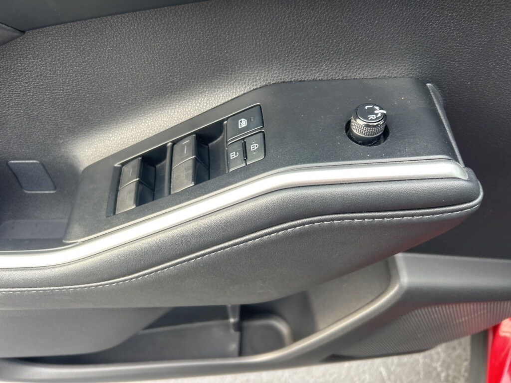 2022 Toyota Highlander Hybrid XLE photo 4