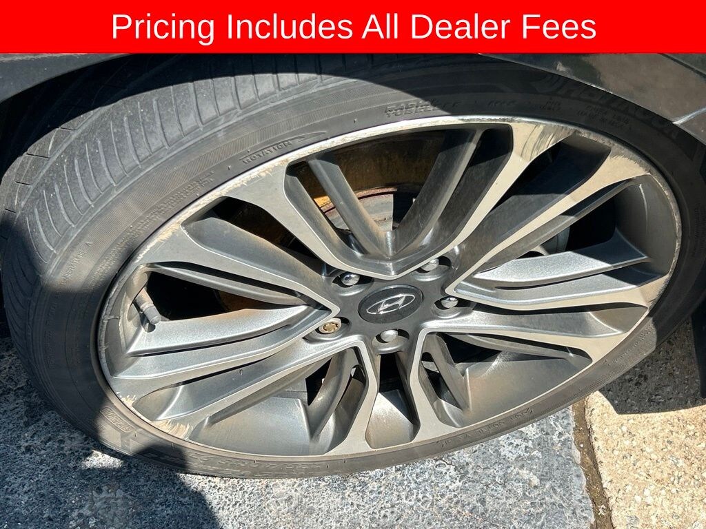 Used 2017 Hyundai Veloster Turbo Hatchback