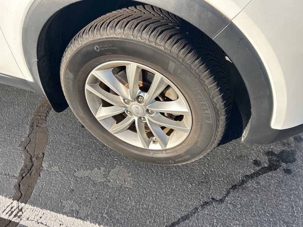 Used 2016 Kia Sorento 2.4L LX FWD SUV