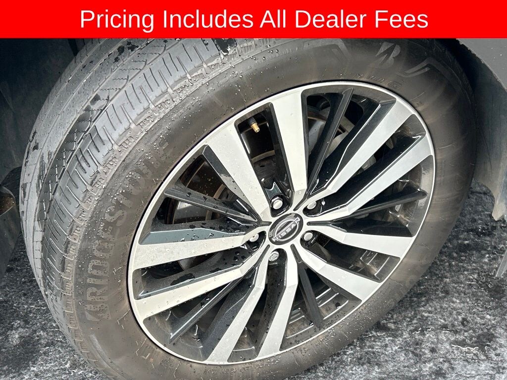 Used 2025 Nissan Pathfinder Platinum SUV