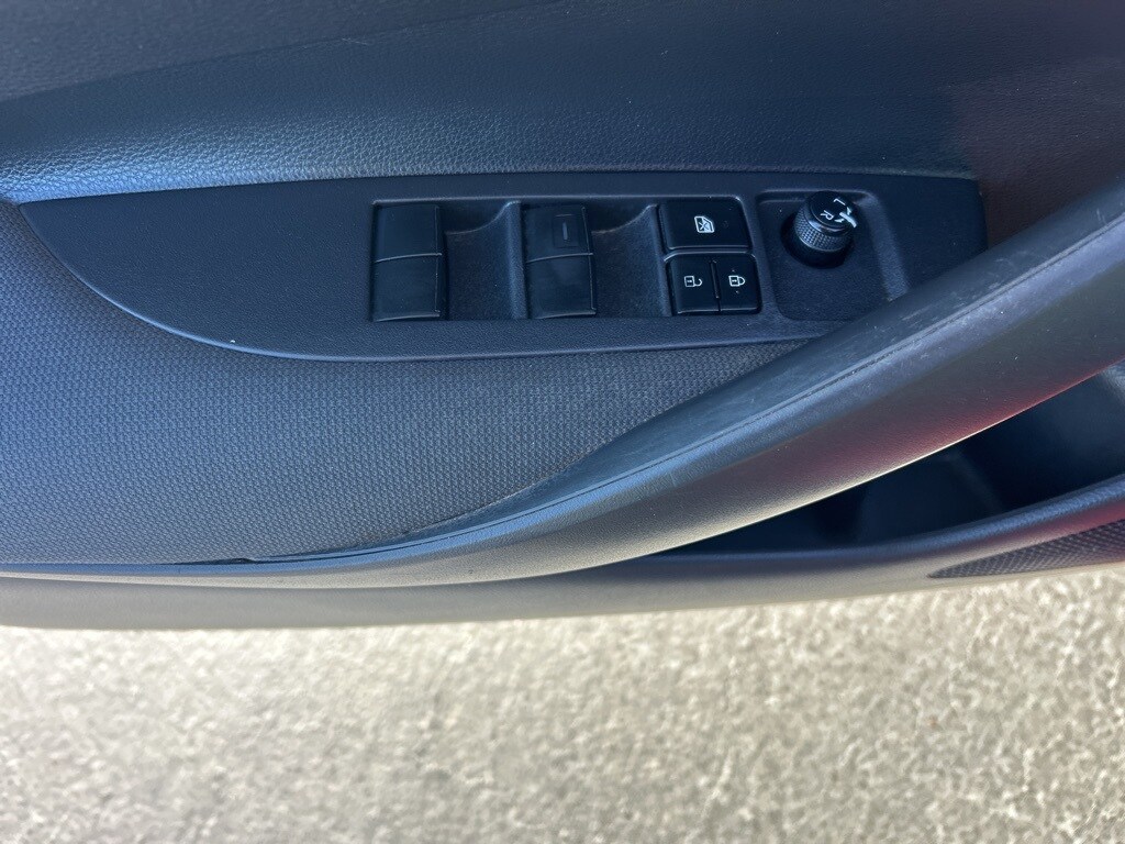 Used 2020 Toyota Corolla LE Sedan