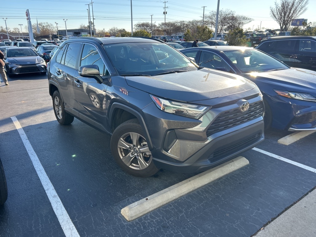 2024 Toyota RAV4 XLE