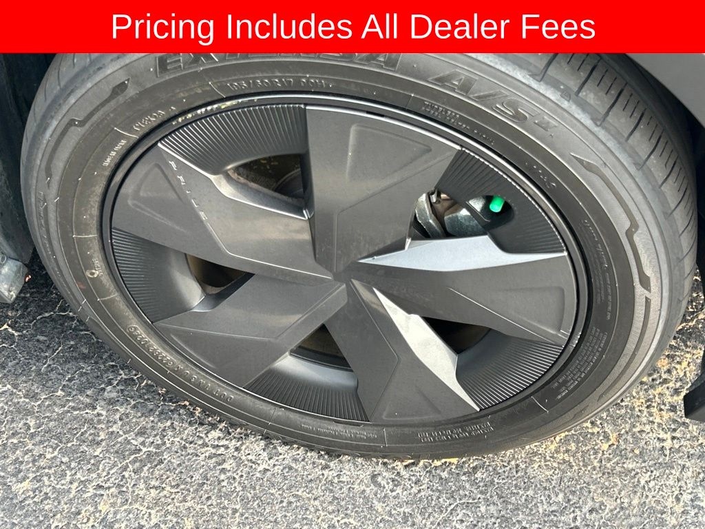 Used 2024 Toyota Prius LE Hatchback