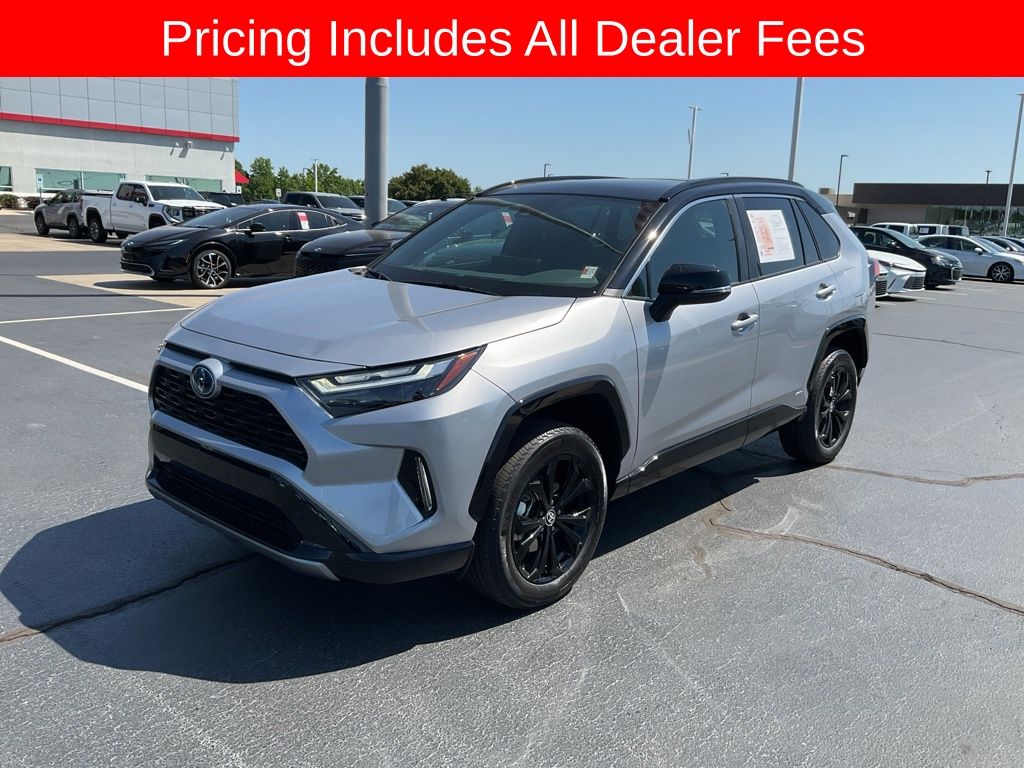 2023 Toyota RAV4 Hybrid XSE AWD's photo