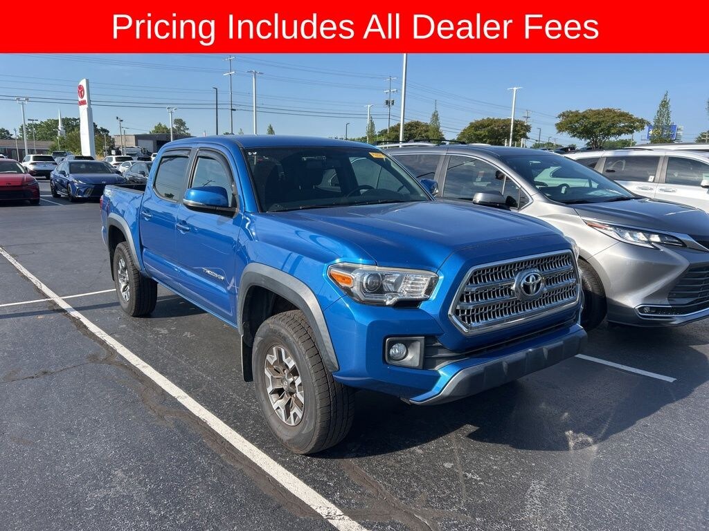 Used 2017 Toyota Tacoma TRD Off Road V6 Truck