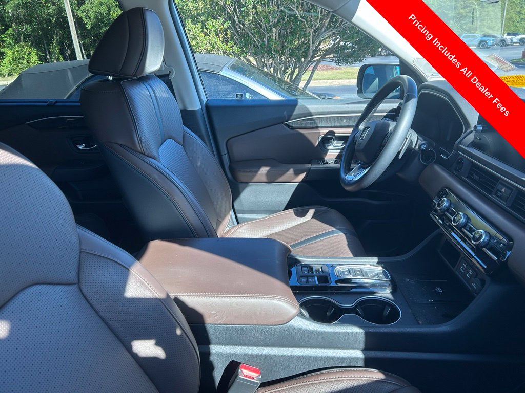Used 2025 Honda Pilot Elite SUV