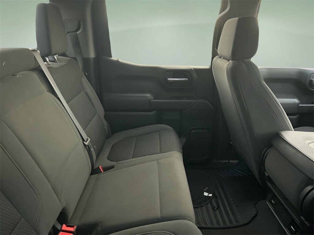 2021 Chevrolet Silverado 1500 Custom photo 4