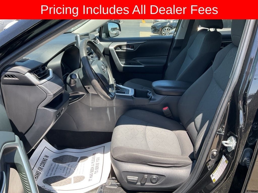 Used 2023 Toyota RAV4 XLE SUV