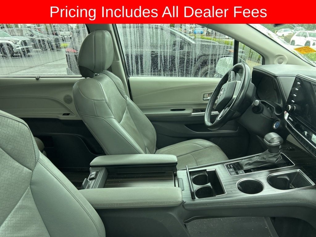 Used 2023 Toyota Sienna Limited 7 Passenger Minivan/Van