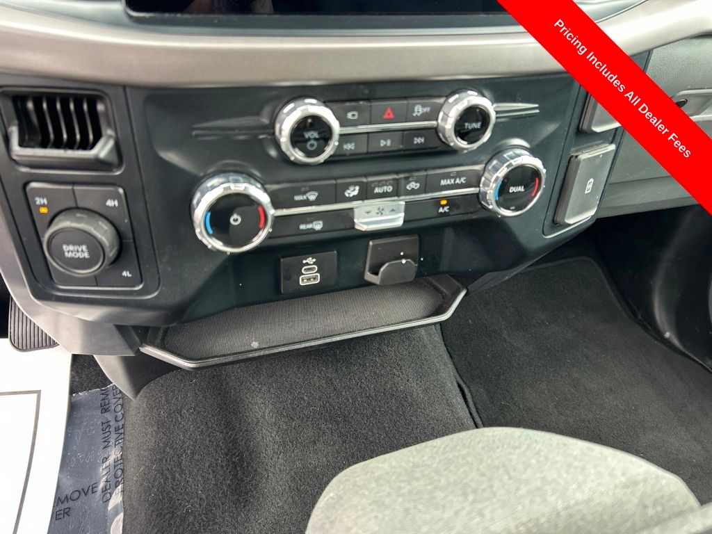 2025 Ford F-150 XLT - Photo 12