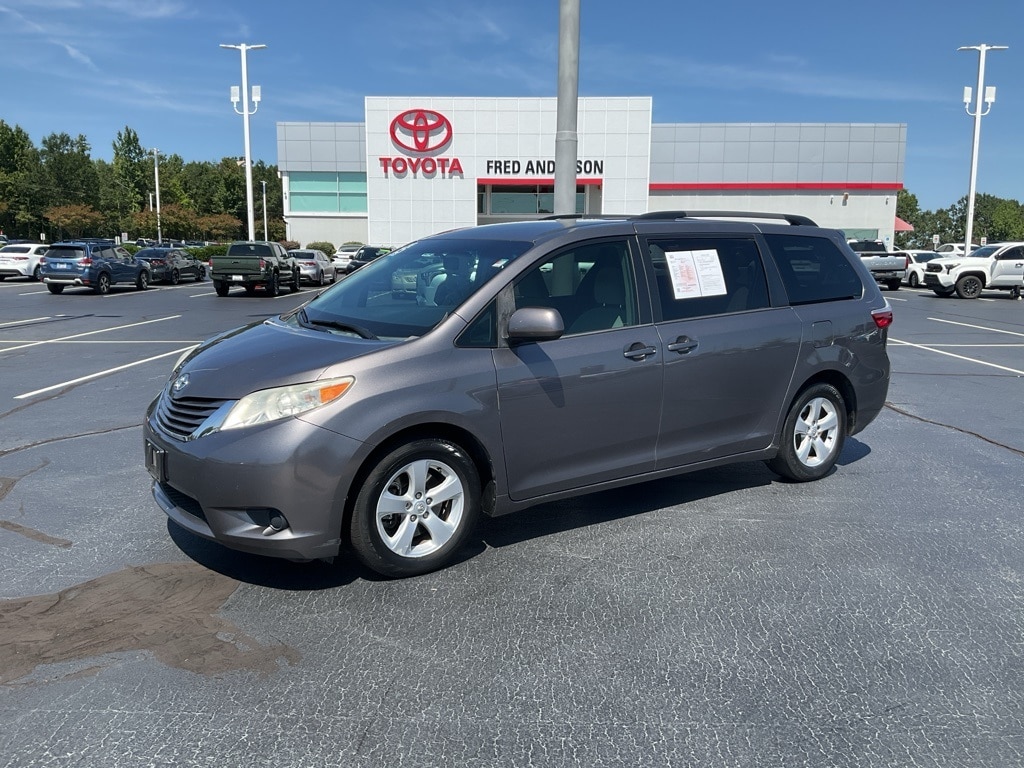 2015 Toyota Sienna