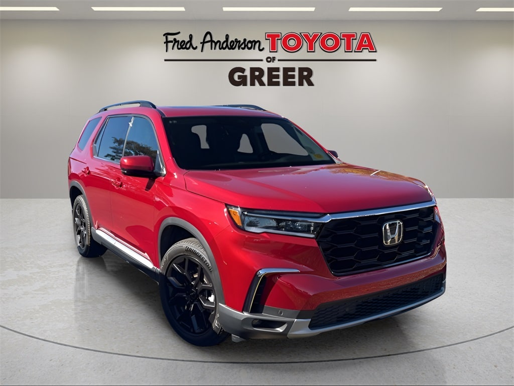 Used 2025 Honda Pilot Touring SUV