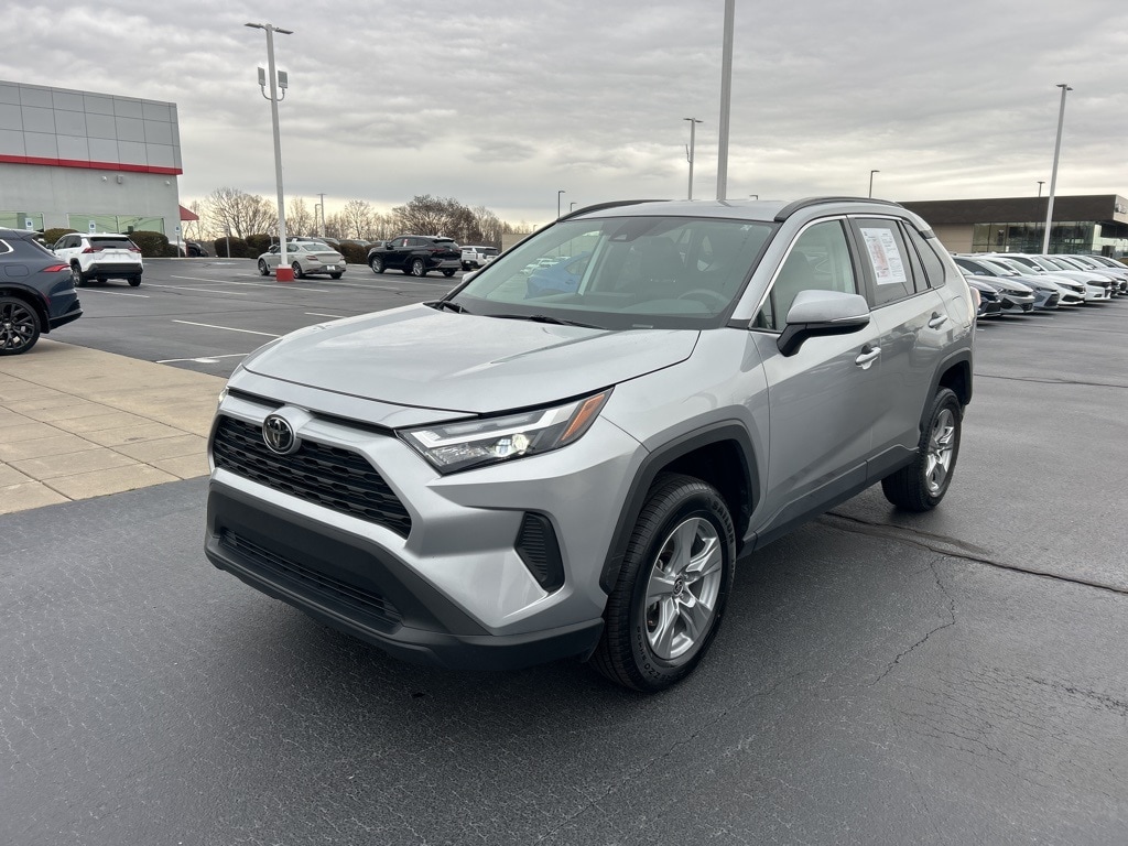 2024 Toyota RAV4 XLE