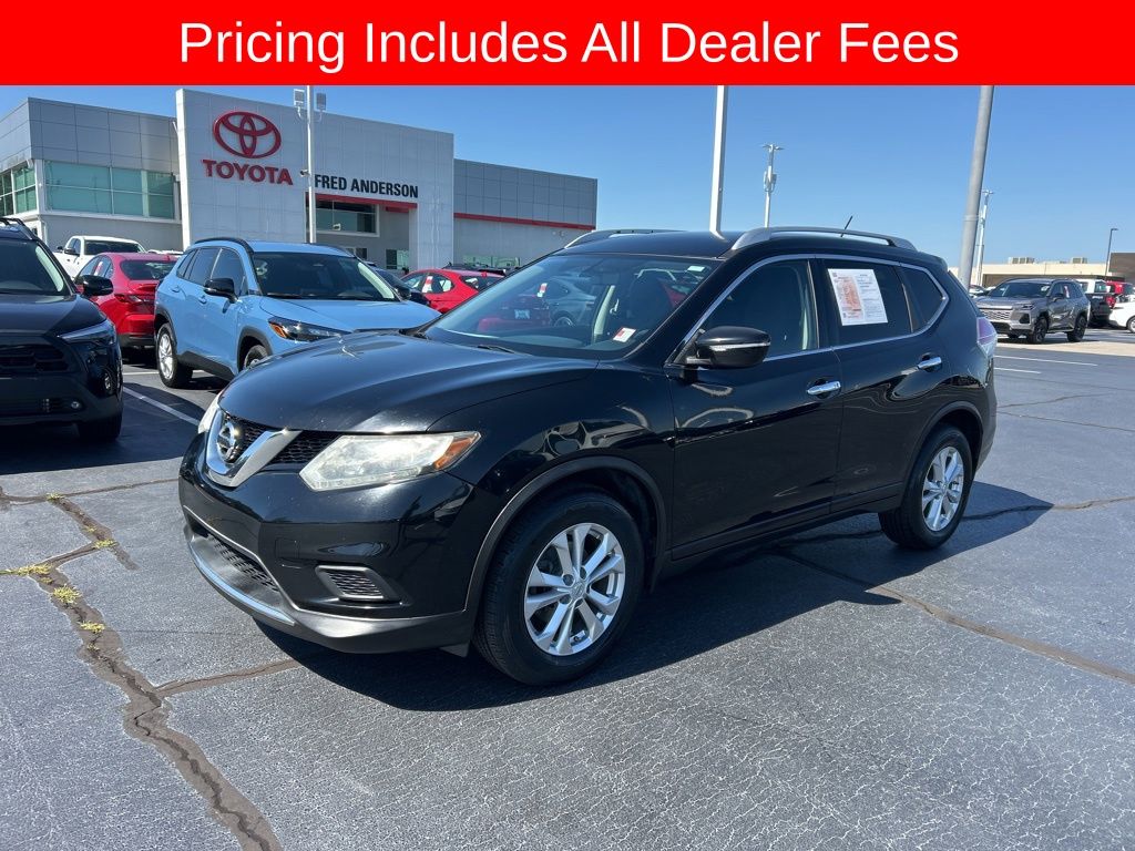 2015 Nissan Rogue SV FWD's photo