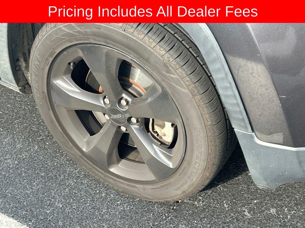 Used 2018 Jeep Cherokee Latitude with VIN 1C4PJLCB7JD556844 for sale in Greer, SC
