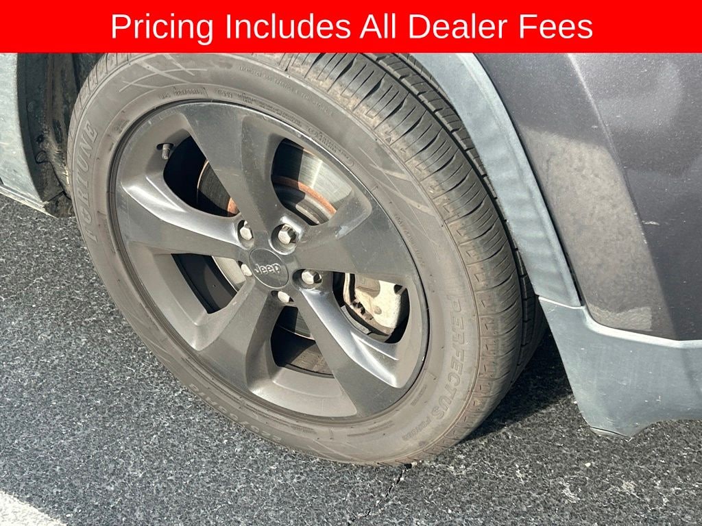 Used 2018 Jeep Cherokee Latitude FWD SUV