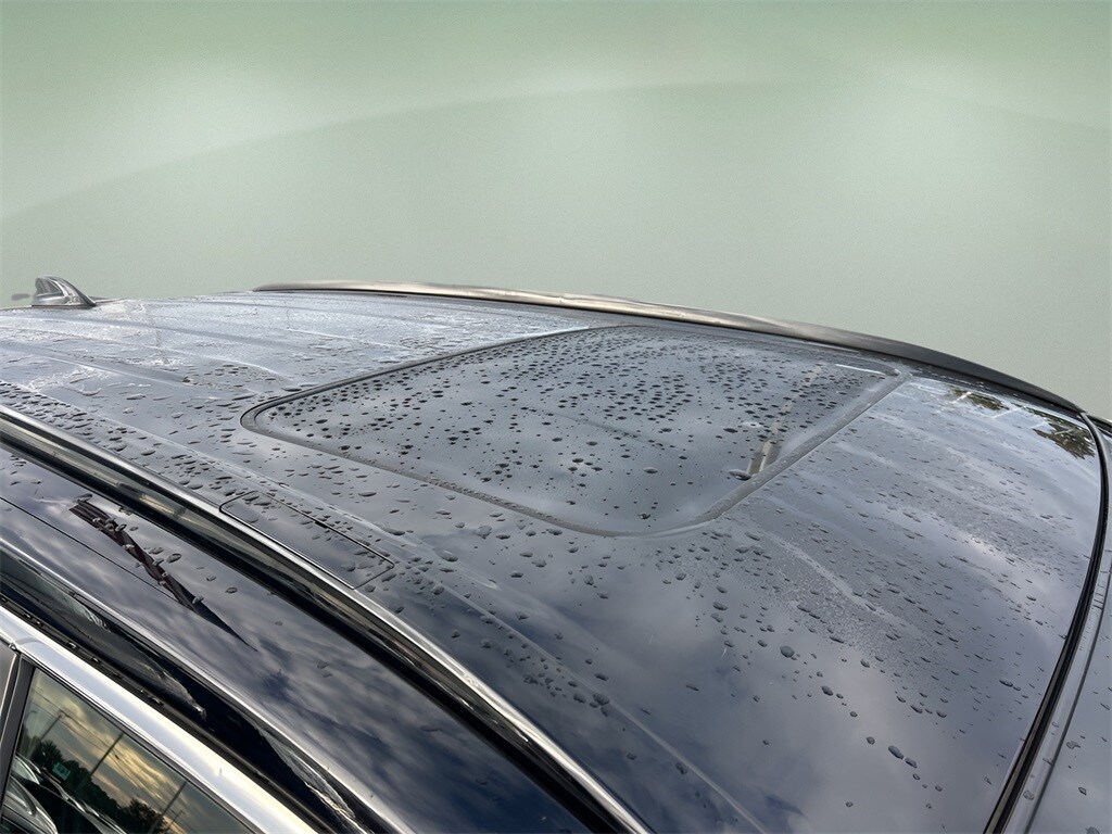 2023 Toyota RAV4 XSE photo 2