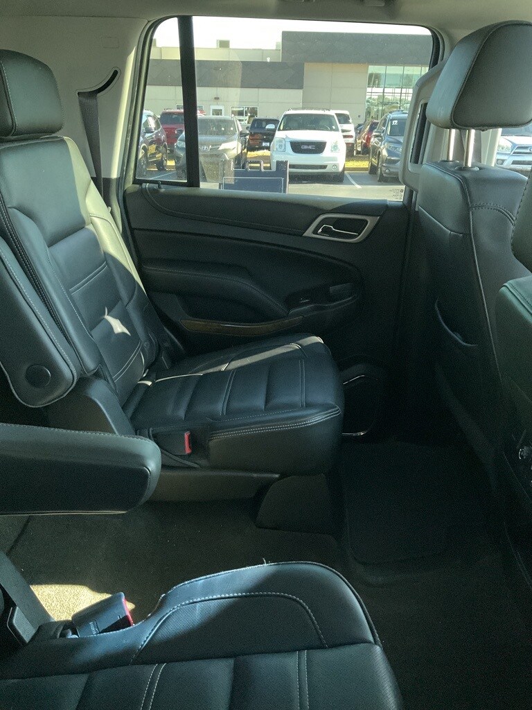 2017 Gmc Yukon Denali photo 4