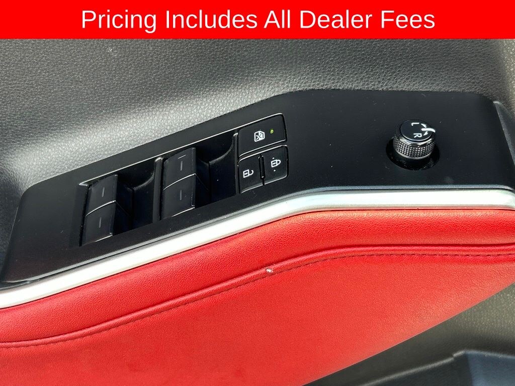 Used 2023 Toyota Highlander L SUV