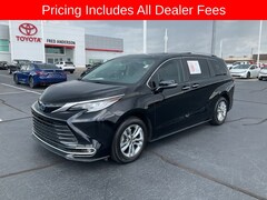 2023 Toyota Sienna Limited 7 Passenger Minivan/Van