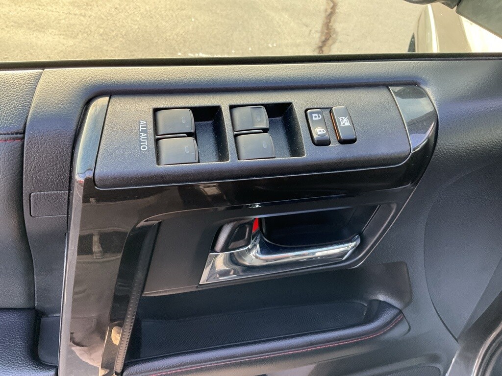 2020 Toyota 4Runner TRD photo 4