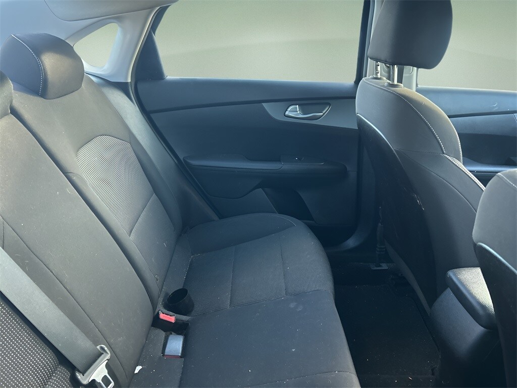 2019 Kia Forte LXS photo 4