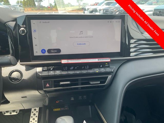 2026 Toyota Camry XSE - Photo 11
