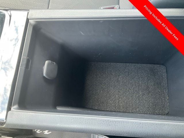 2026 Toyota Camry XSE - Photo 17